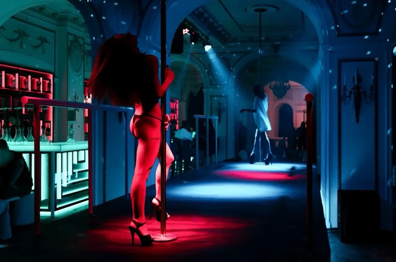 Hefner Club, фото 8